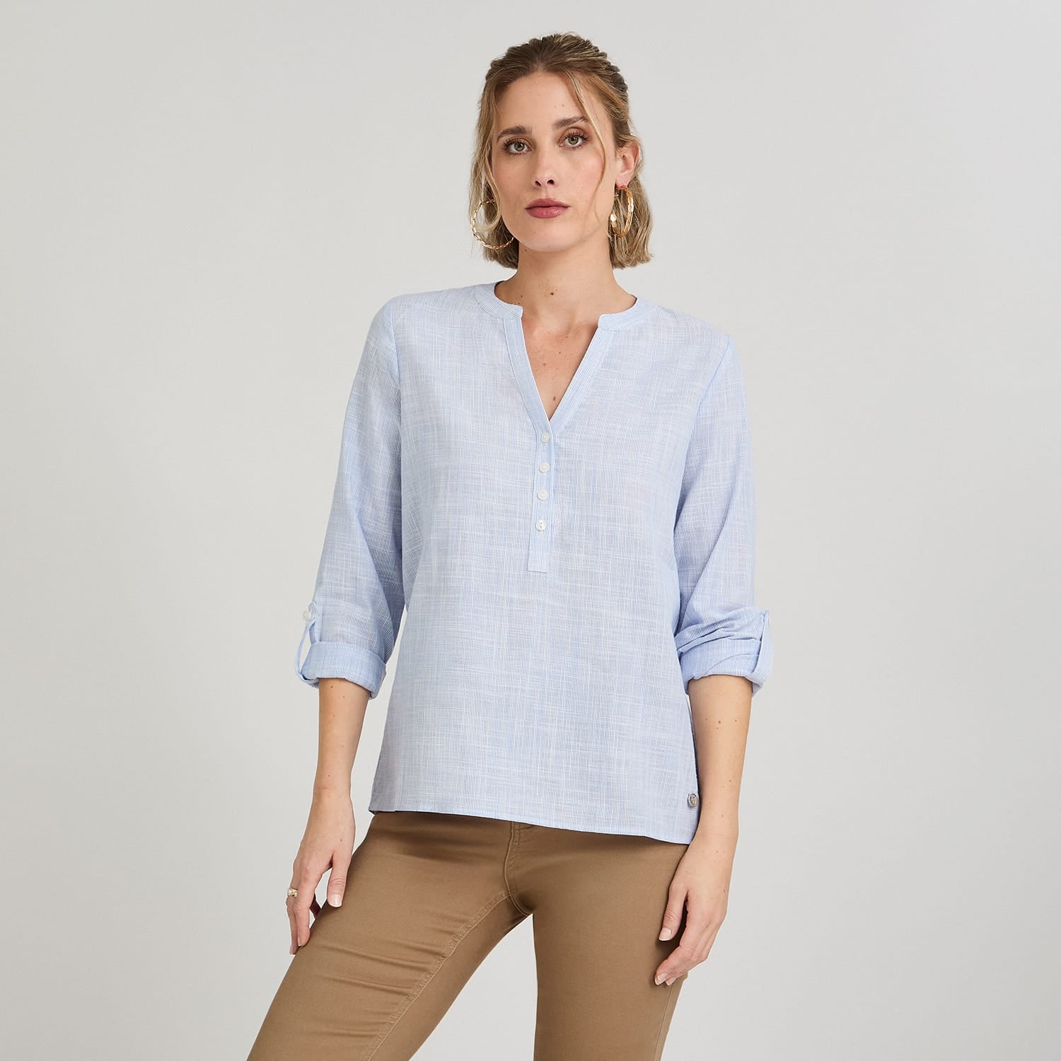 Blusa Look Lino Manga Roll Up Escote Mao Celeste